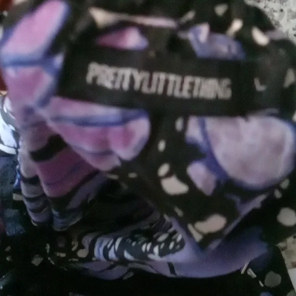 PrettyLittleThing Purple and Black Butterfly Pajama Set - Picture 4 of 4